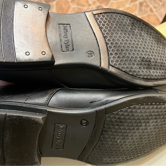 Men’s Black Dress Shoes - Picture 5 of 5